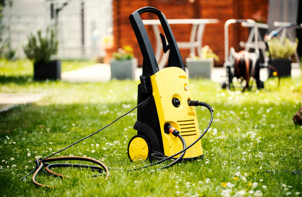 Best House Exterior Washing  in Calvert, TX